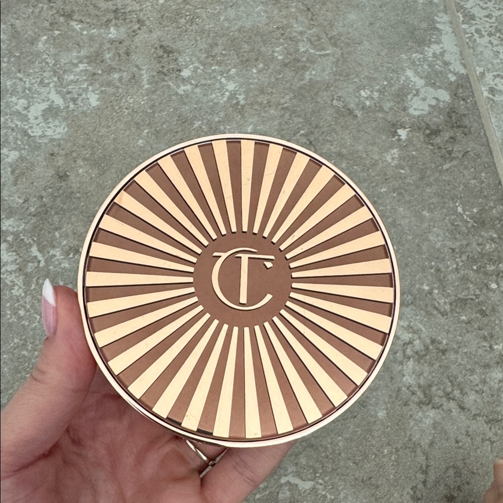 Charlotte Tilbury Sun-Kissed Glow Bronzer
